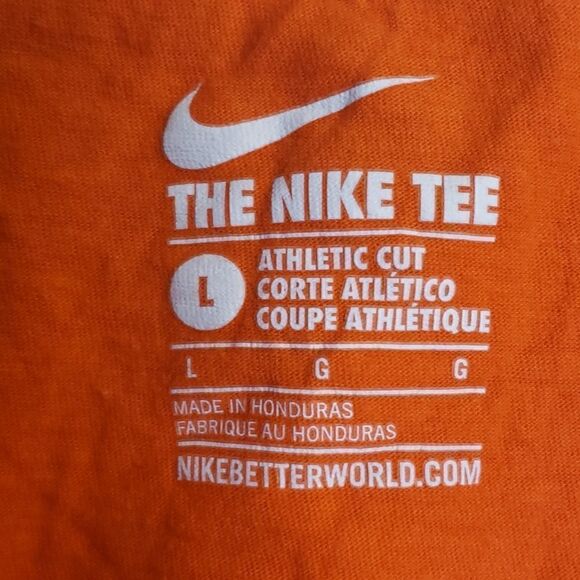 Nike Shirt  - Picture 2 of 3
